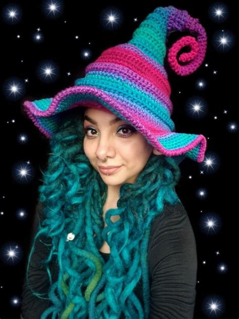 Crochetverse twisted witc hat